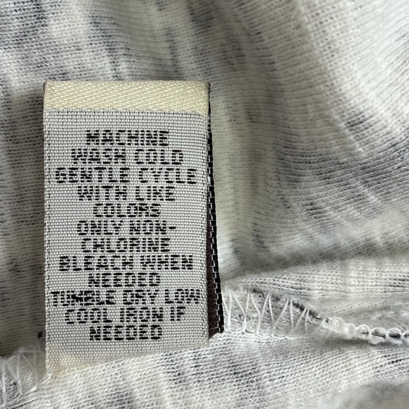 Ruff Hewn Lace Neck Top w/Gray/Black Design Medium - Picture 7 of 9